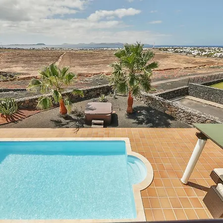 Sea Winds Lanzarote Villa
